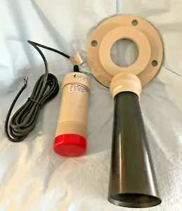 Hawk Ultrasonic Sensor - Level Control Transducer TD30-46FCA4X-4X-5M & Flange - Picture 1 of 7