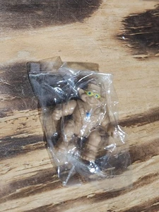 Rara minifigure vintage Stone Protectors Long John Silver Wrestler Troll - Foto 1 di 2
