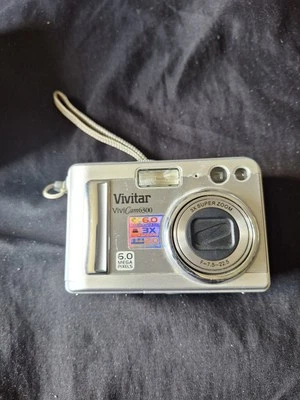 VIVITAR VIVICAM 6300 DIGITAL CAMERA 6MP 3X OPTICAL ZOOM *FULL WORKING ORDER* - Image 1 of 4