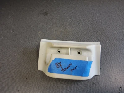 1985-1989 Lincoln Town Car Towncar Sunvisor Sun Visor Retainer Clip OEM  CREAM Foto 1 de 2