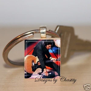 Elvis Presley Schlüsselanhänger Scrabble The King Of Rock'n'Roll Musikliebhaber Gitarre Kunst - Bild 1 von 1