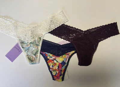 3pk Hanky Panky Lace Low Rise & Original Thongs Seamless Panties One Size - Image 1 of 4