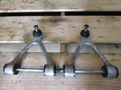 Brazos de control superiores delanteros JDM 93-98 Toyota Supra JZA80 MKIV OEM SC300 SC400 Foto 1 de 4