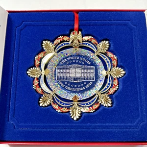Adorno de Navidad Asociación Histórica de la Casa Blanca 2002 - Imagen 1 de 9