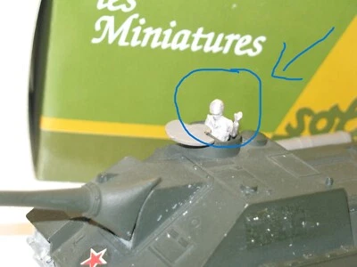 Solido 1X Soldato IN Metallo Grezzo Chef Serbatoio Su 100 Russo Militare A - Immagine 1 di 4