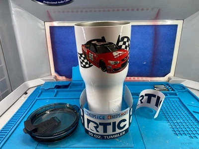 Vaso RTIC 32 oz Hendrick Motorsports #88 Dale Earnhardt Jr. sin usar Foto 1 de 3