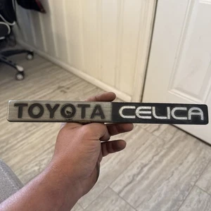 Placa de identificación emblema escotilla trasera Toyota Celica 1978 1979 1980 1981 OEM #789 - Imagen 1 de 2