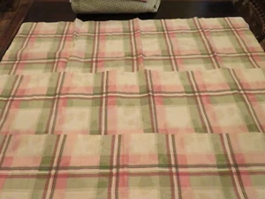 Thomasville Home Pastel Pink & Green Swags 3 pc. Set to Dress One Window - Picture 1 of 8