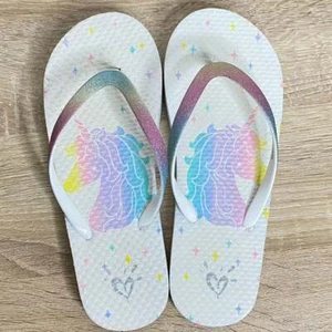 JUSTICE - weiße Regenbogen Einhorn Glitzer Flip Flops - Mädchen Größe 4/5 - BRANDNEU mit Etikett - Bild 1 von 1