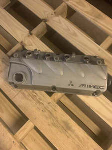 mitsubishi lancer Eclipse Galant Outlander 2.4L Valve Cover OEM 2004-2012 - Picture 1 of 3