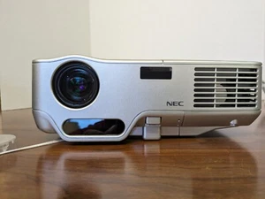 NEC NP40 tragbarer Projektor getestet funktioniert guter Zustand - Bild 1 von 16