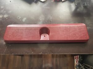 88-94 Chevy GMC Pickup Truck OEM JACK STORAGE COMPARTMENT LID RED Standard Cab