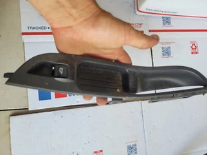 2012 2013 2014 2015 2016 Ford Focus Passenger Side Front Right Window Switch - Picture 1 of 2