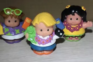 Fisher Price Little People 3 Figure Holiday Airport Hawaiian Girls Boys Mobiles - Picture 1 of 5