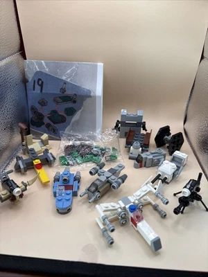 LEGO Star Wars Advent Calendar #75307 Mandalorian Christmas 2021 - Builds Only - Image 1 of 4