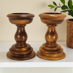 2er Set Vintage Klassisch Holz Drechselt Standfuß Stumpen Kerzenhalter 7,5" - Bild 1 von 15