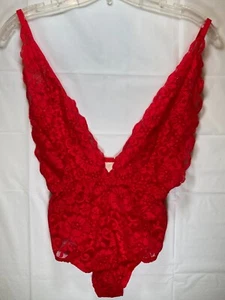 FREE PEOPLE WE ARE HAH Comin' In HAHT Bodysuit Siren Red, Size Small - Picture 1 of 14