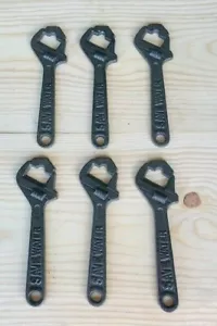 6 Abridores de Botellas Llave de Hierro Fundido De Mano Ahorrar Agua Cerveza Pop Barra de Soda Decoración - Imagen 1 de 8