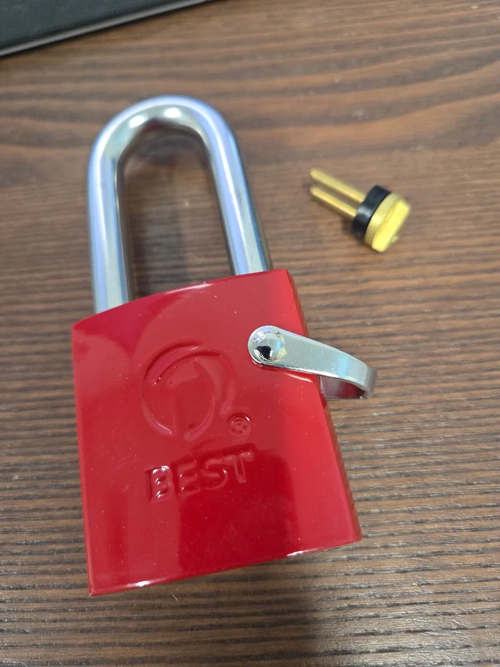 BEST 41B772LM/CR PADLOCK—3/8"x2" Shackle—Non-Key Retained—Less SFIC Core—RED! - Image 1 of 1