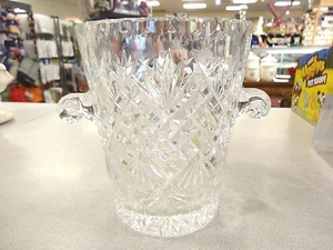 HERMOSO CUBO DE HIELO DE CRISTAL DECORADO CON ASAS - Imagen 1 de 7