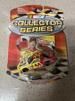Terry Labonte #44 2005, Kelloggs, Chevy escala 1:64 Racing Champions Foto 1 de 2