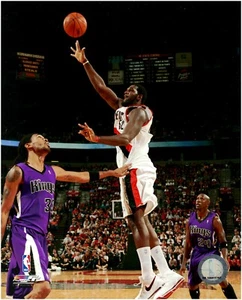 Greg Oden-Portland Trail Blazers-LICENSED 8x10 Basketball Photo - Picture 1 of 1