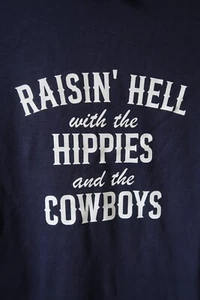 Camiseta RAISIN' HELL HIPPIES COWBOYS/Gildan 100% Algodón Azul Marino Talla L CUALQUIER TALLA - Imagen 1 de 3