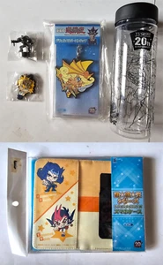YuGiOh! Estuche para teléfono con llavero de goma Dark Magician Girl Black Magician ETC Japón - Imagen 1 de 13