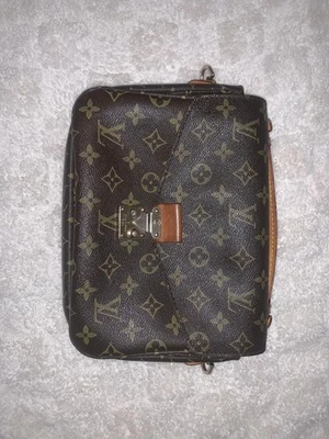 Louis Vuitton Pochette Metis Crossbody/ Shoulder Bag LV Brown Canvas/Leather - Image 1 of 4