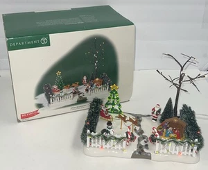 Department 56 Christmas Village Festive Front Yard #52506 Village Accessories - Picture 1 of 10