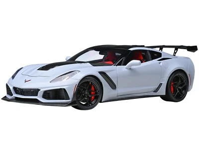 2019 CHEVROLET CORVETTE C7 ZR1 CERAMIC MATRIX GRAY 1/18 MODEL BY AUTOART 71277 - Image 1 of 4