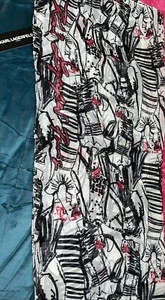Karl Lagerfeld Black, Red, White Designer Print 28"x 70" Light Weight Scarf,NWT - Picture 1 of 4