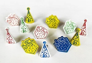 Eyelet Outlet, Metal Brad Embellishments, Party Hats, Gift Brads, Celebration - Picture 1 of 2
