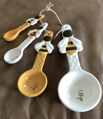 Honey Bee Ceramic Measuring Spoons 4 Pc Set (159ia) - Image 1 of 4
