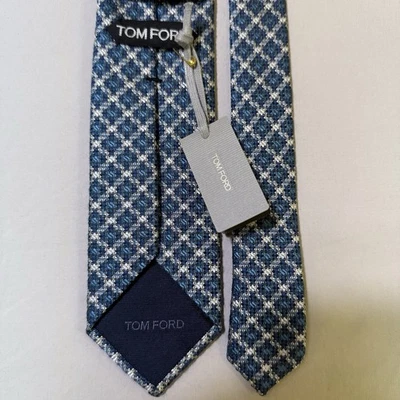Corbata de cuello Tom Ford seda a cuadros azul claro/plateado de diseñador hecha en Italia Foto 1 de 4