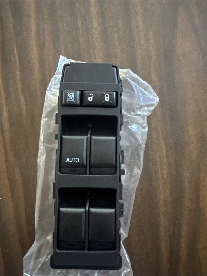 Interruptor de ventana de puerta limitado, VIN: B Mopar 04602780AA Foto 1 de 1