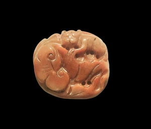 Hand-Carved Butterscotch Agate Miniature – Chinese Style Micro Carved Figurine - Picture 1 of 3