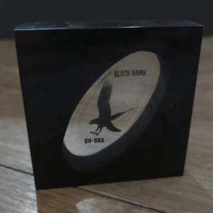 Vtg Sikorsky Black Hawk Helicopter Lucite Resin Acrylic Military Paperweight - Picture 1 of 8