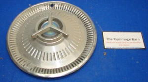 vintage 60s? FOMOCO --- ford mercury? SEE PICS -- 14" full wheel cover - Picture 1 of 4
