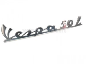Scritta posteriore "vespa 50 l" alluminio artigianale - Imagen 1 de 1
