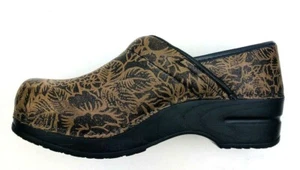 Zoccoli Sanita marrone goffrato rame glitter pelle professionale EU 37 US 6,5 EUC - Foto 1 di 9