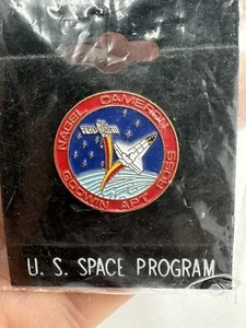 Prendedor esmaltado de metal Nagel Cameron Ross Godwin del transbordador espacial de la NASA STS-33 NUEVO SIN USAR - Imagen 1 de 4
