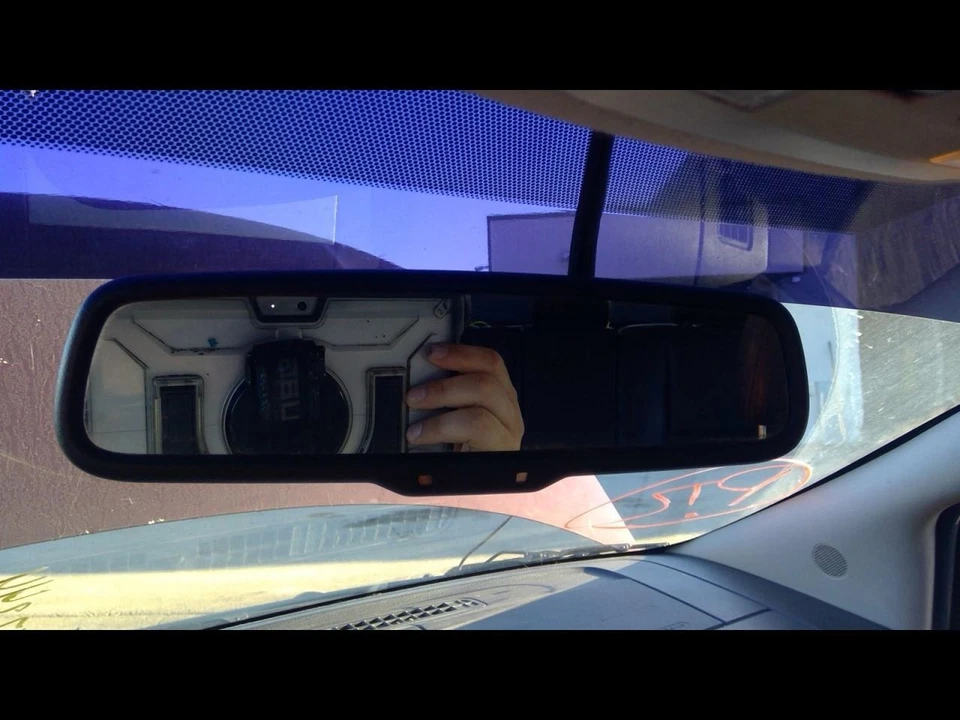 Rear View Mirror Automatic Dimming Fits 06-11 LINCOLN & TOWN CAR 5090426 - Image 1 of 1