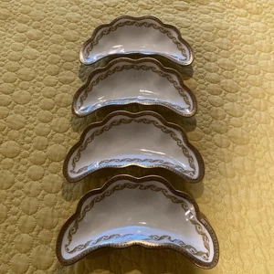 Antique Bone Dishes Set of 4 Matching Green Leaf With Gold Marked AS2626 - Picture 1 of 23