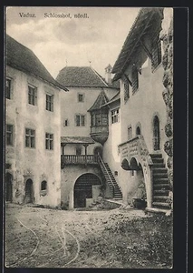 Ansichtskarte Vaduz, Schloßhof - Bild 1 von 2