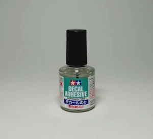 TAMIYA 87193 Model Paints & Finishes Decal Adhesive (Softener Type) 87193 - Picture 1 of 1