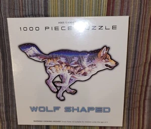 1000 Piece Wolf Shaped Puzzle Made In USA Brand New Sealed - Picture 1 of 3