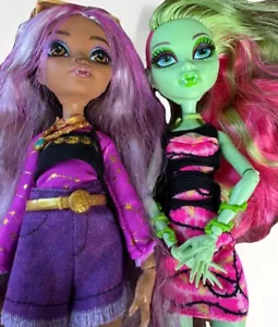 Monster High Venus Mcflytrap Coffin Bean Clawdeen’s Day Out Doll Outfit Lot Set - Picture 1 of 9