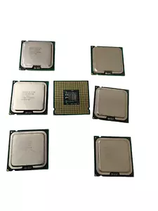 LOT OF 7 Intel Pentium E5500 Dual-Core 2.8GHz 2M 800Mz LGA775 SLGTJ CPU - Picture 1 of 3