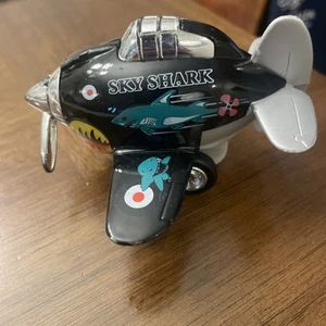 Toysmith Pull Back Sky Shark Propeller Plane Diecast Toy Black - Picture 1 of 4